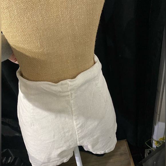 F21 skirt/short - Picture 3 of 4